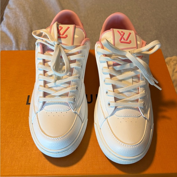 Louis Vuitton White and Pink Sneakers with Retro Design - Picture 1 of 7